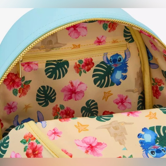 Disney Lilo & Stitch Beach Scene Loungefly Backpack - Picture 4 of 4